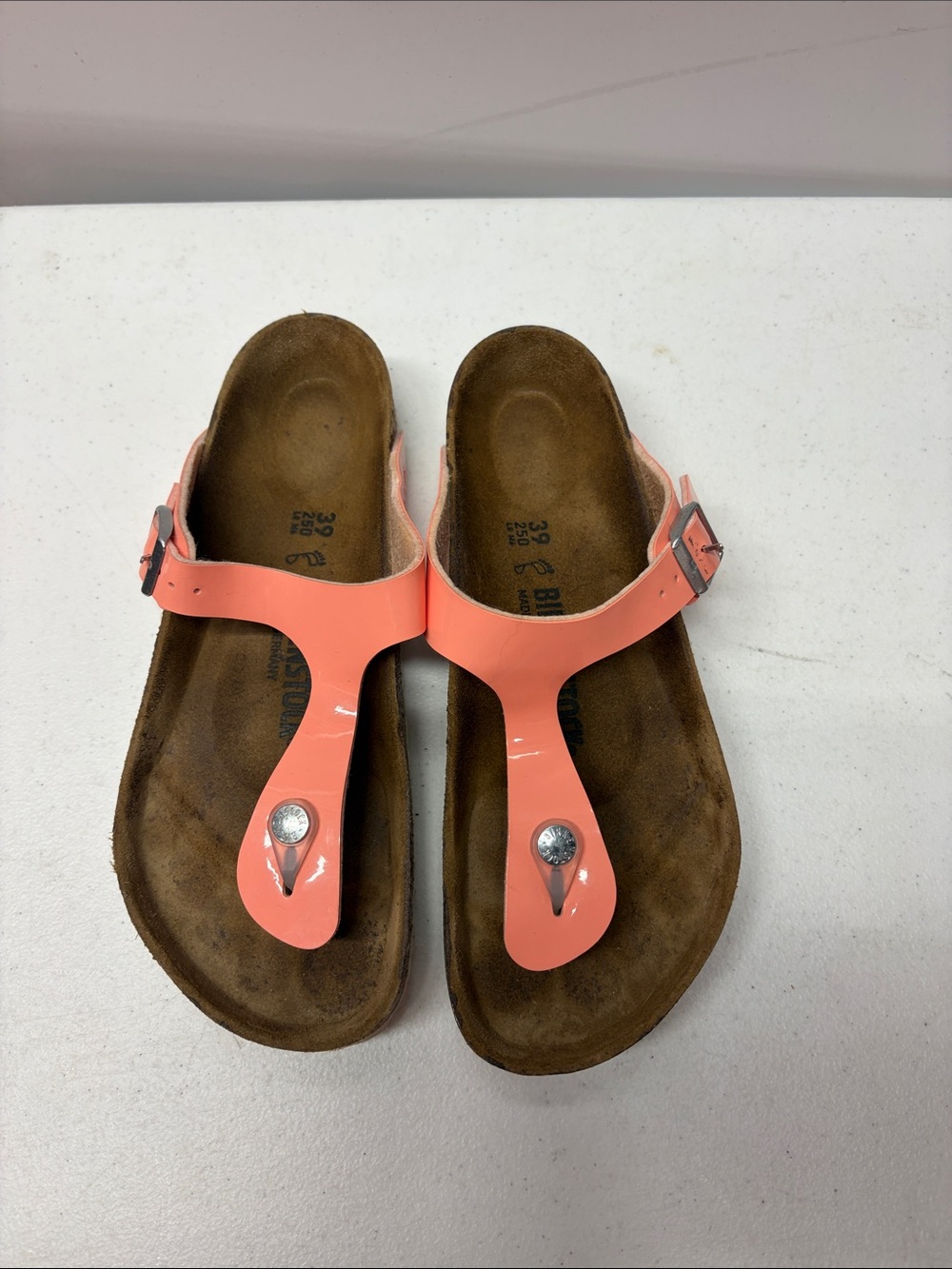 Birkenstock New w/o Box Gizeh Patent Coral Peach Birko Flor Patent R Select
Size